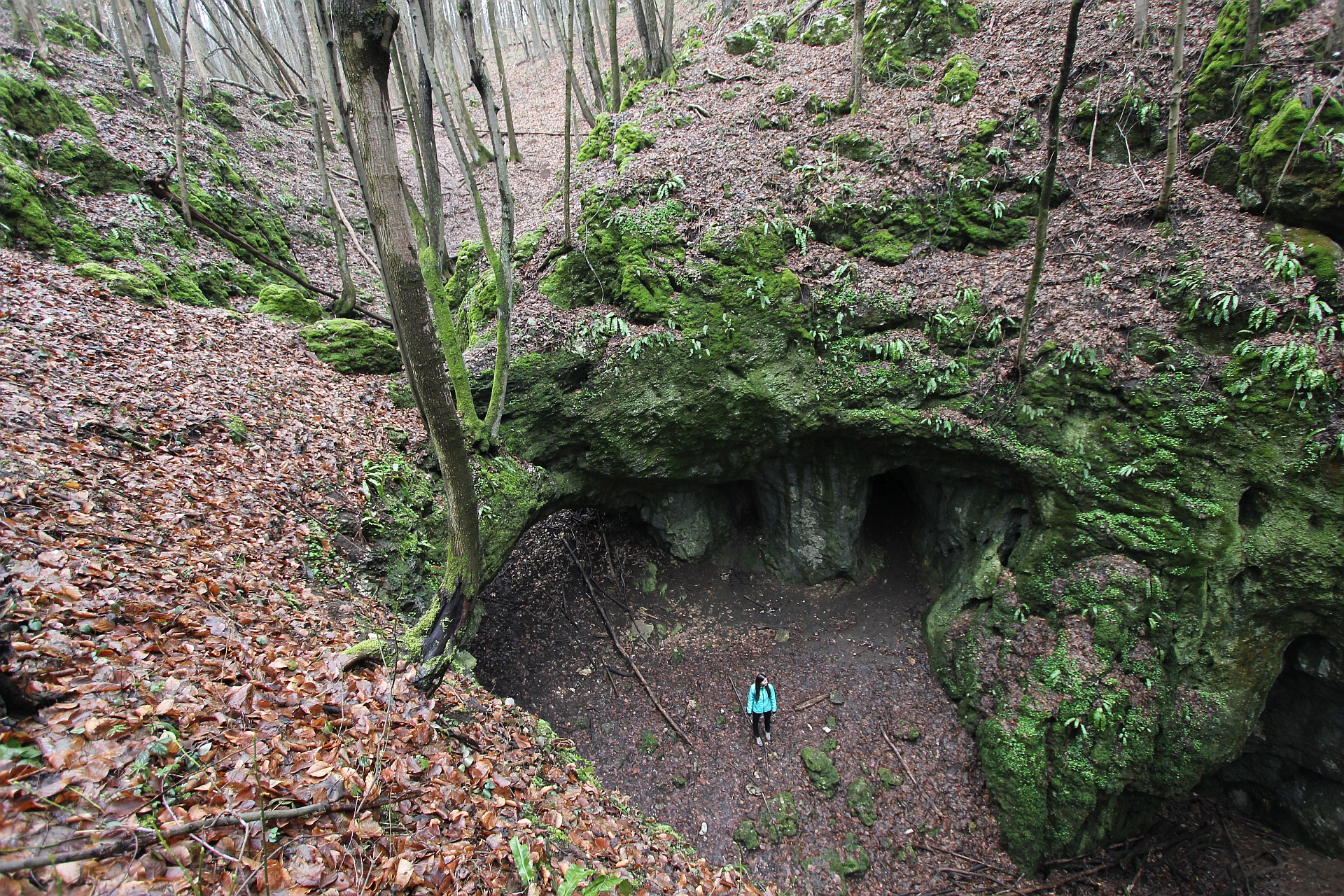 11. Udvarkő.jpg